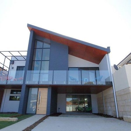 Sunset Place Apartments Пърт Екстериор снимка